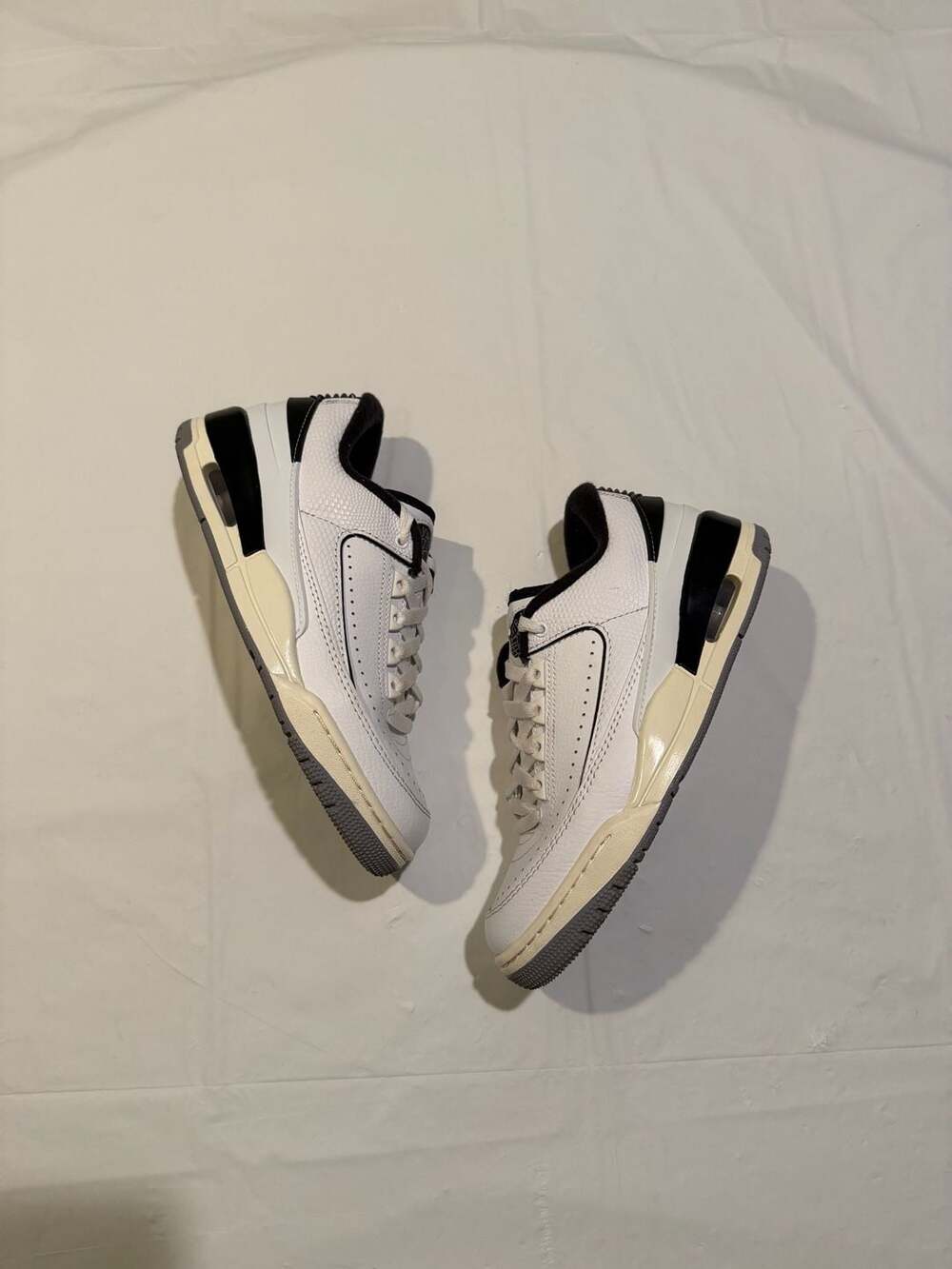 Air Jordan 2/3 Size 6y / 7.5 women White Black' Sneakers (Style‎ FD0384-100)
